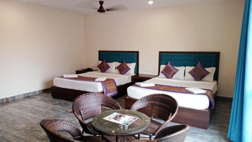 Hotel Sea N Sand - Berries Group Digha  Buitenkant foto