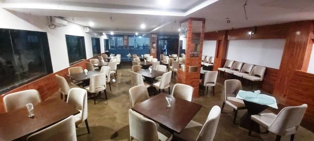 Hotel Sea N Sand - Berries Group Digha  Buitenkant foto