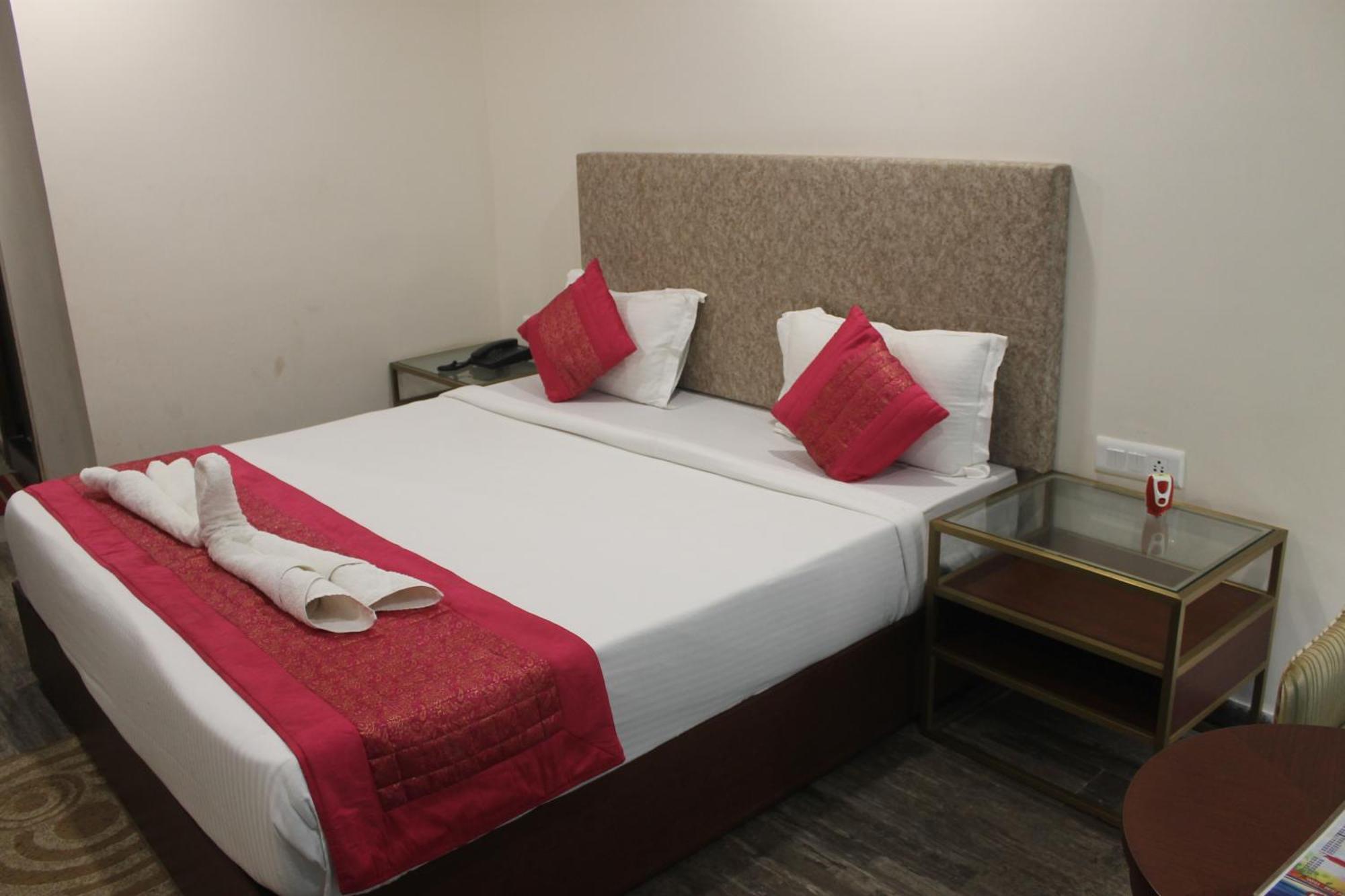 Hotel Sea N Sand - Berries Group Digha  Buitenkant foto