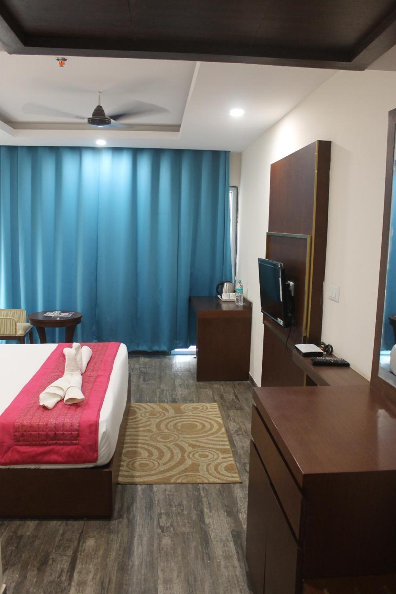 Hotel Sea N Sand - Berries Group Digha  Buitenkant foto